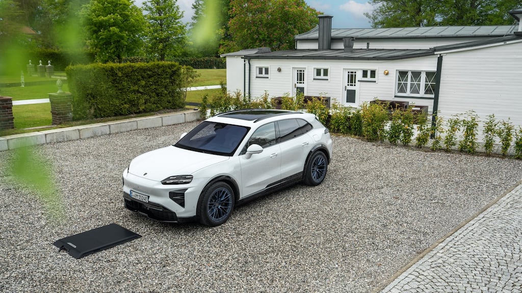 Mais tecnologia e personalização para o Porsche Cayenne Elétrico