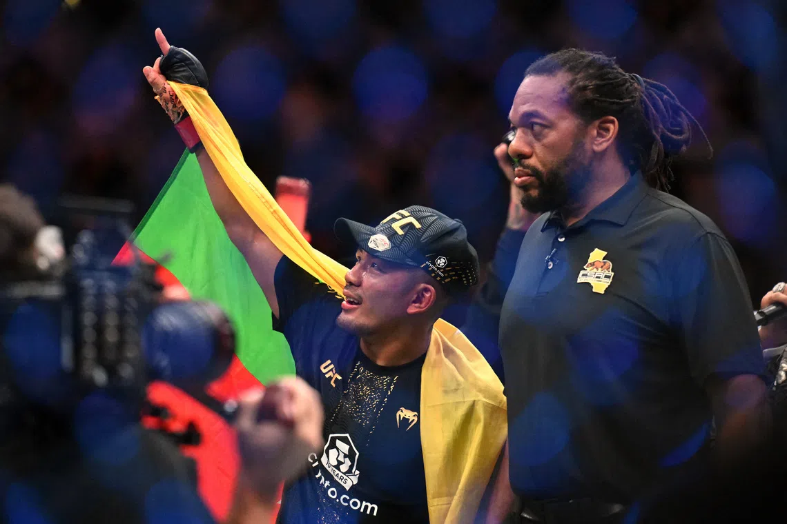 Mixed Martial Arts - Joshua Van domina Pantoja para reter o cinturão dos mosca no UFC 331