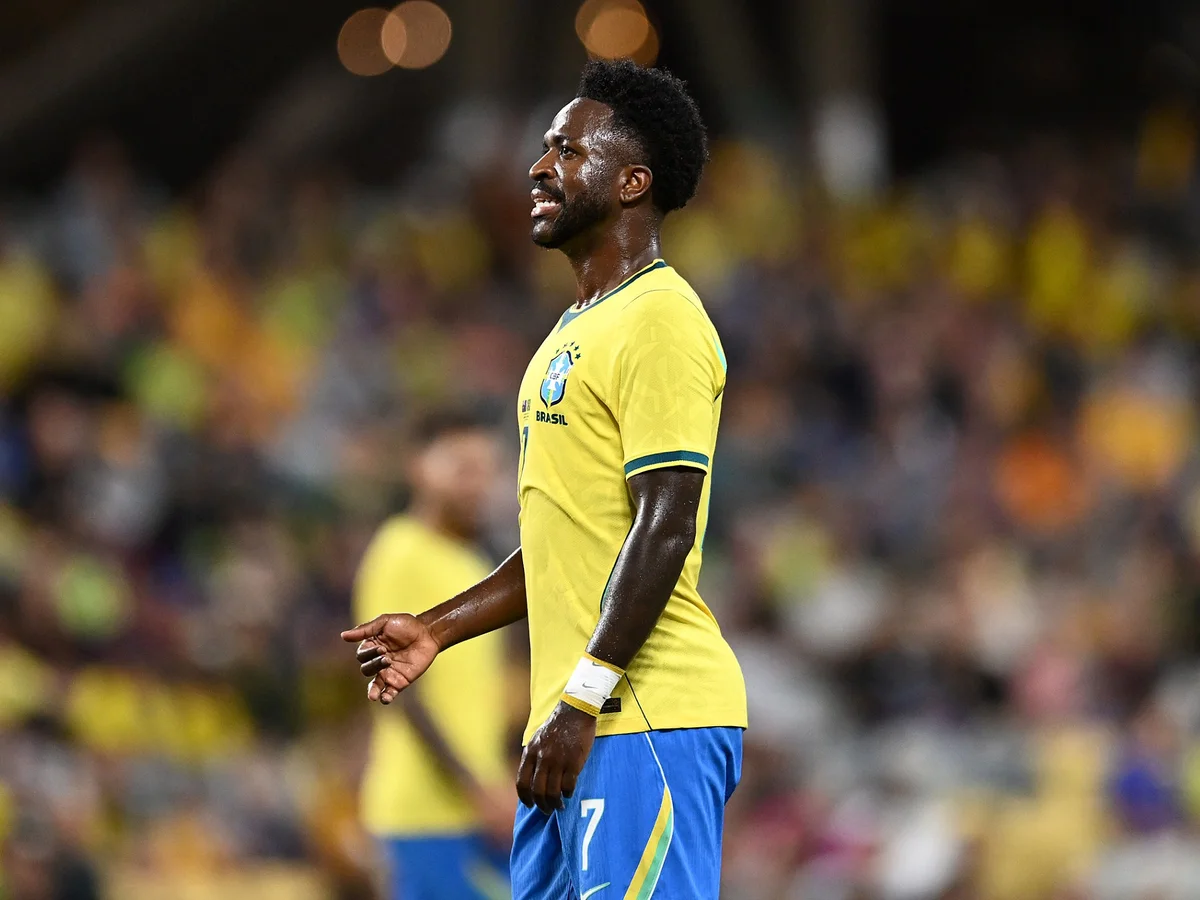 Vini Jr. é criticado na web após atuação ruim contra a Austrália
