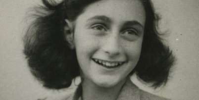 Diário teve quatro versões, sendo a segunda uma revisão feita pela própria Anne com esperança de ter seu relato publicado Foto: Anne Frank Museum / BBC News Brasil