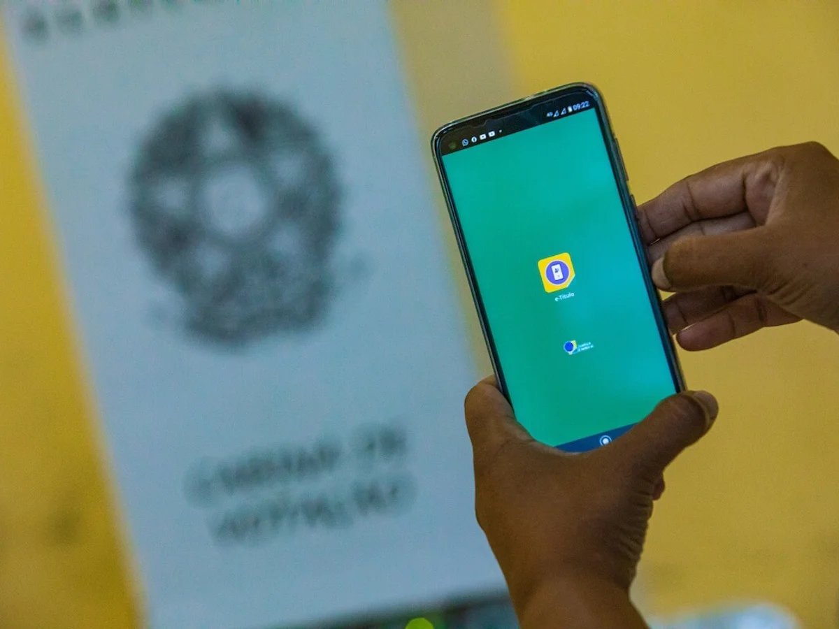 Eleitor tem até sábado antes das eleições para baixar e acessar e-Título