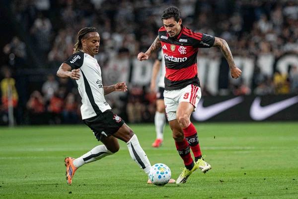 Brasileirão: Flamengo e Corinthians estão escalados para duelo no Maracanã