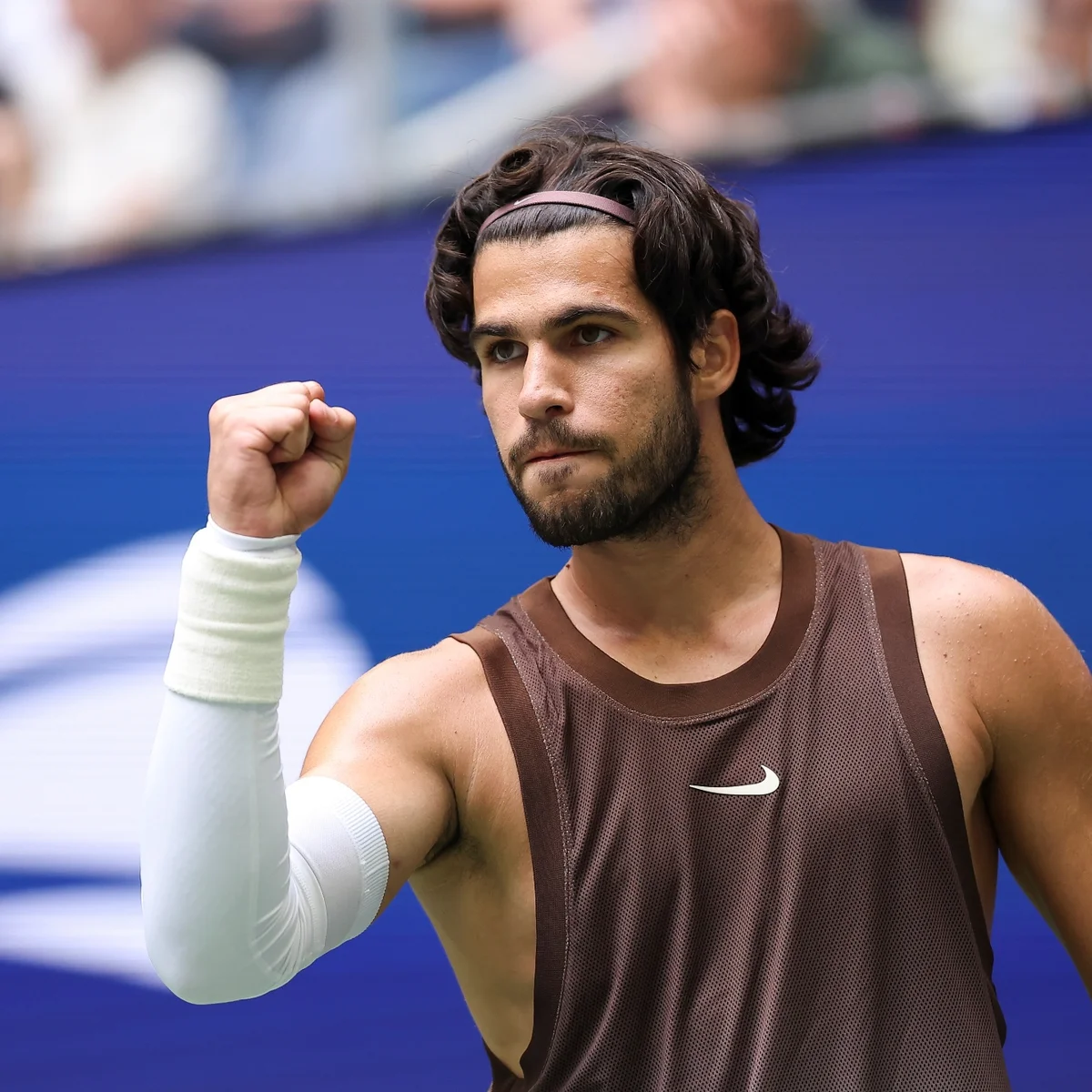 Alcaraz garante vaga no ATP Finals e se junta a Sinner e Zverev em Turim