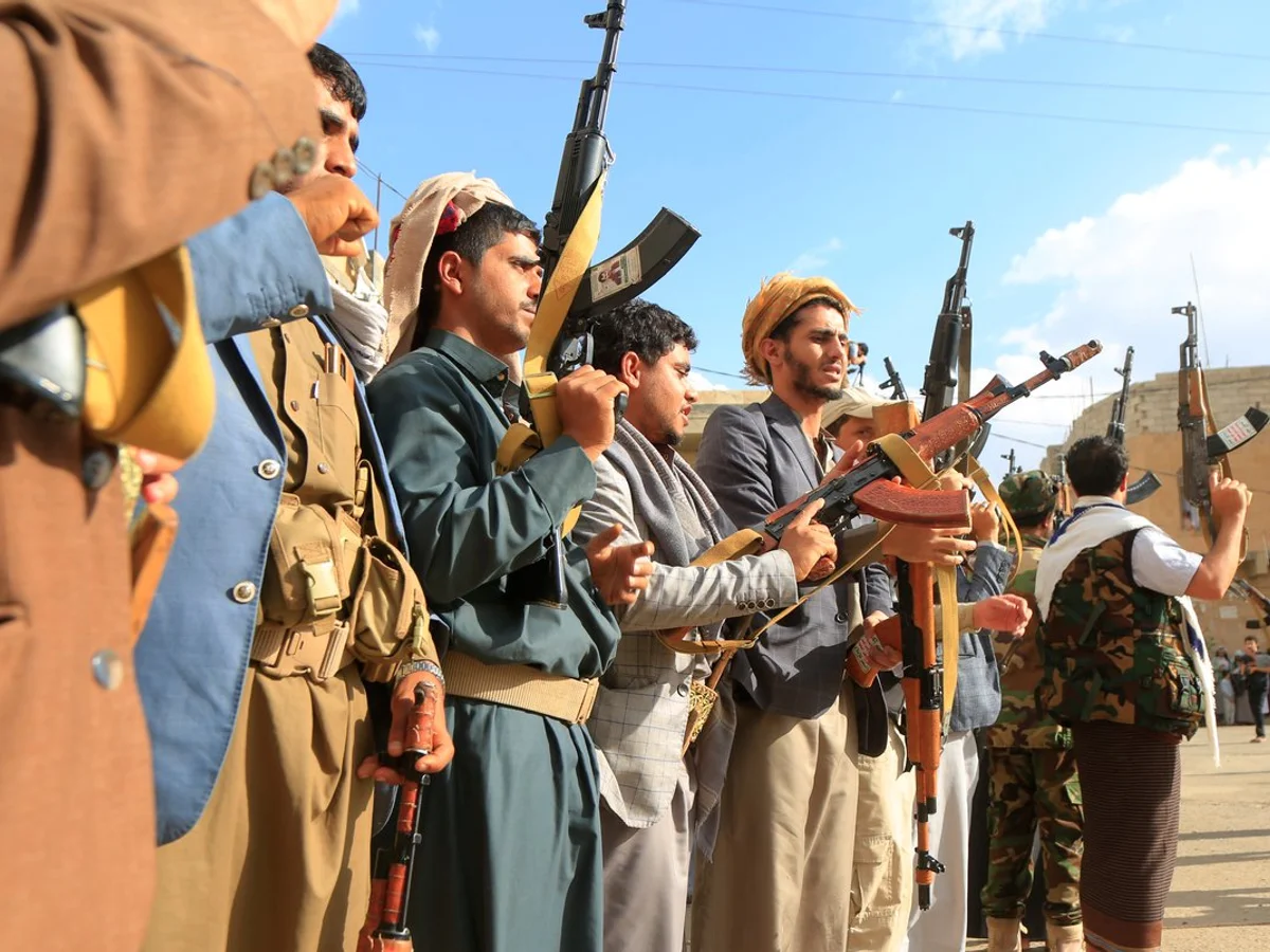 Houthis avançam no Iêmen e tomam ilha em rota vital de comércio de petróleo