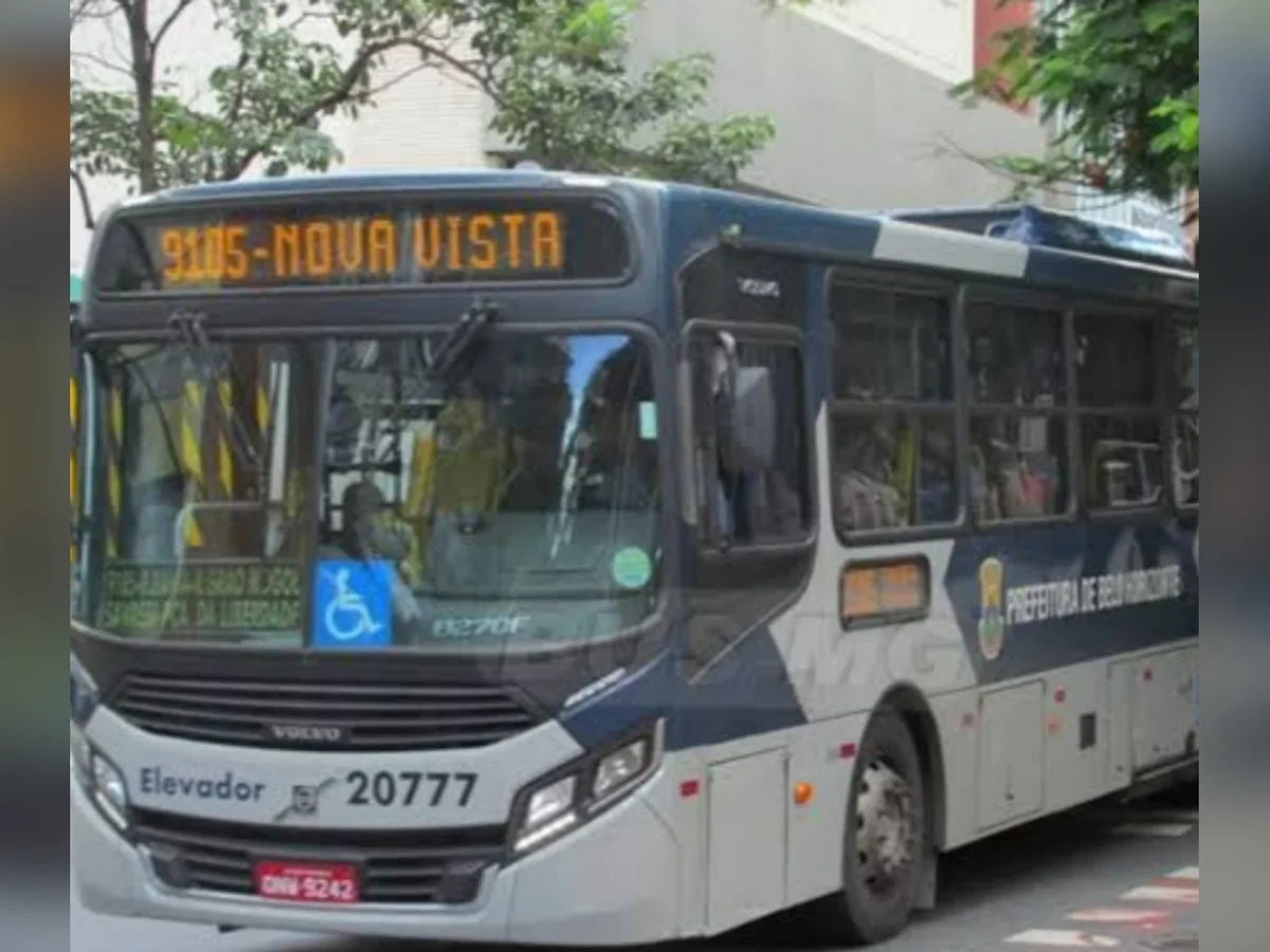 Homem de 23 anos morre após ser baleado dentro de ônibus em BH