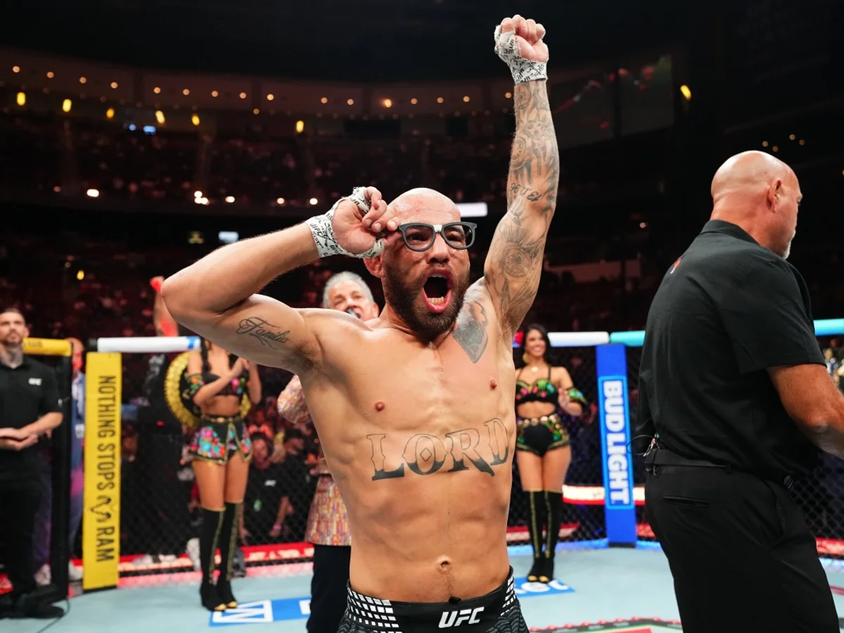 Jean Silva provoca Sterling após luta no UFC Noche: "Tu é um bunda mole"