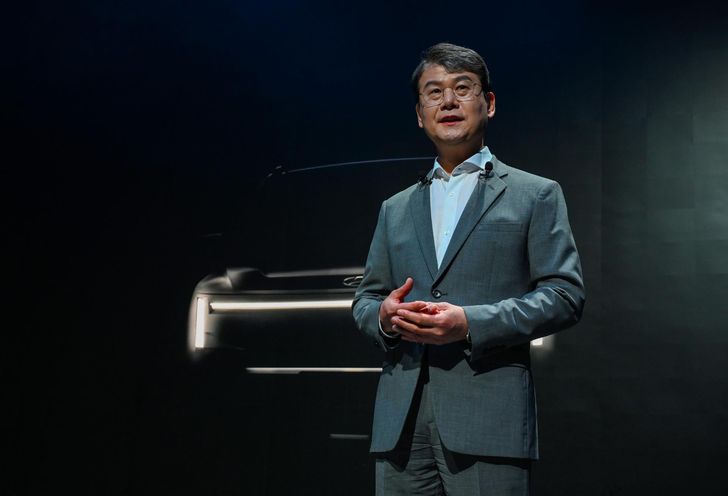 Yoon Hyo-jun, head of Hyundai Motor's domestic business division, delivers a welcome speech during a media day event for the all-new Tucson SUV in Paju, Gyeonggi Province, Friday. Courtesy of Hyundai Motor