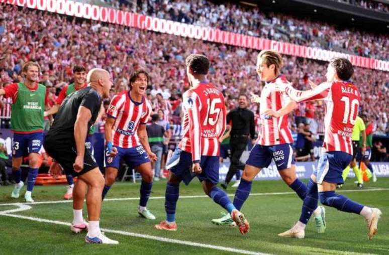 Atlético aproveita um a mais e derrota o Real Madrid por La Liga