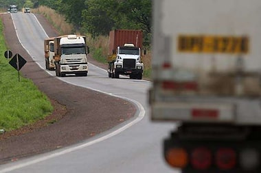 Pode isso? Conheça cinco regras de trânsito que caminhões são obrigados a obedecer