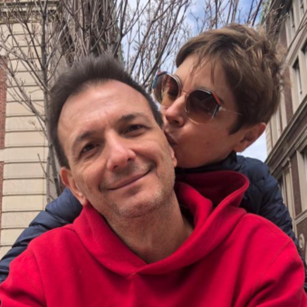 Renata Lo Prete é casada? Saiba quem é o marido e conheça a família da jornalista da Globo