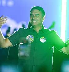 Flávio Bolsonaro saiu do Brasil rumo aos Estados Unidos e não entreou seu passaporte à PF Foto: RENATO GIZZI/E.FOTOGRAFIA/ESTADÃO CONTEÚDO / Estadão