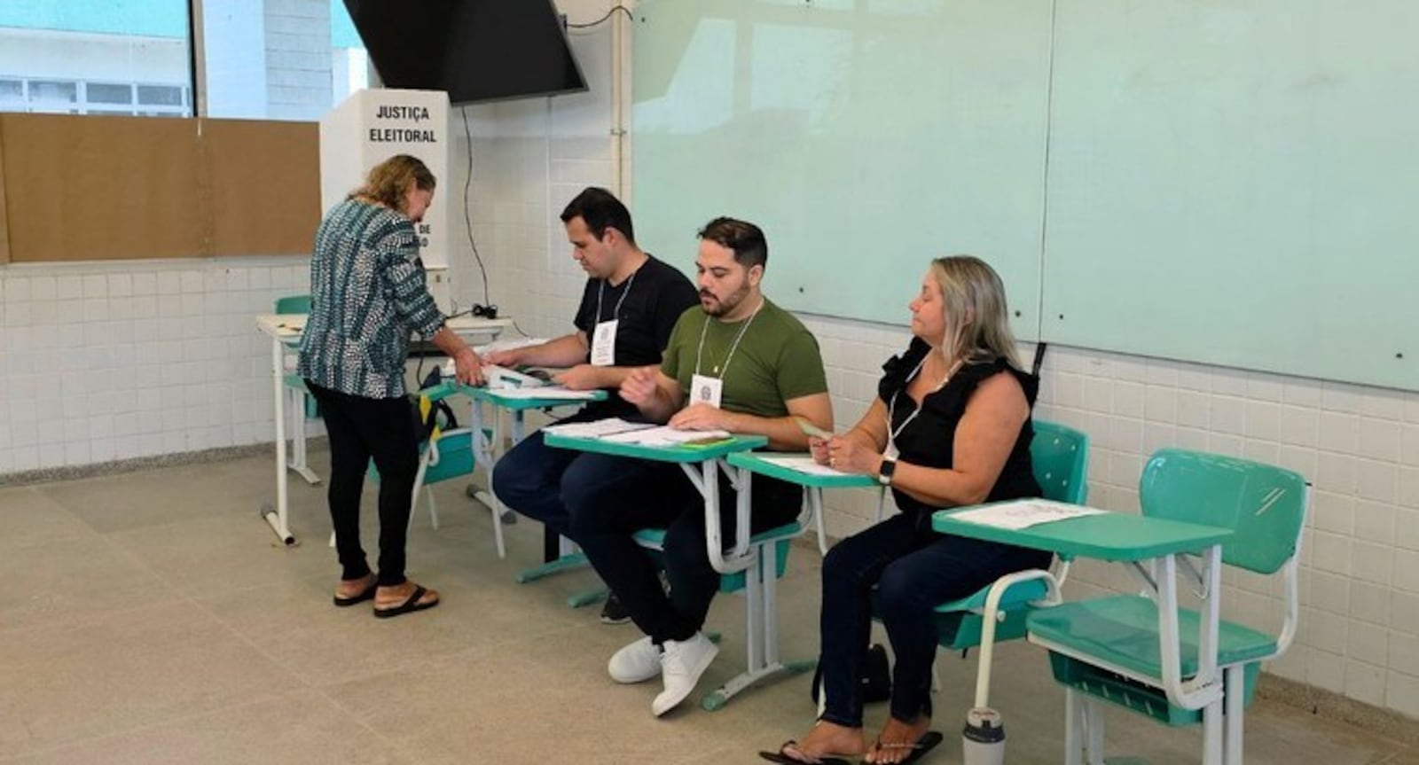Imagem da matéria: Eleições 2026: confira os documentos que podem ser usados para votar neste domingo