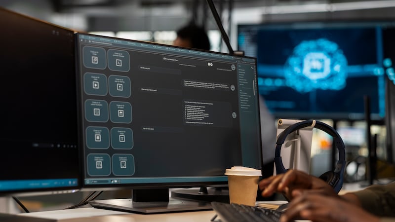 Por que funcionários que utilizam ChatGPT, Claude e Gemini para o trabalho podem criar problemas para os empregadores