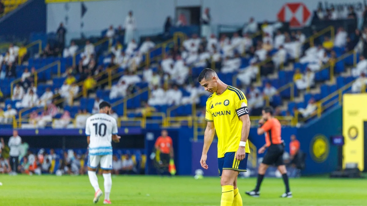 Cristiano Ronaldo desperdiça pênalti e perde gol sem goleiro pelo Al-Nassr