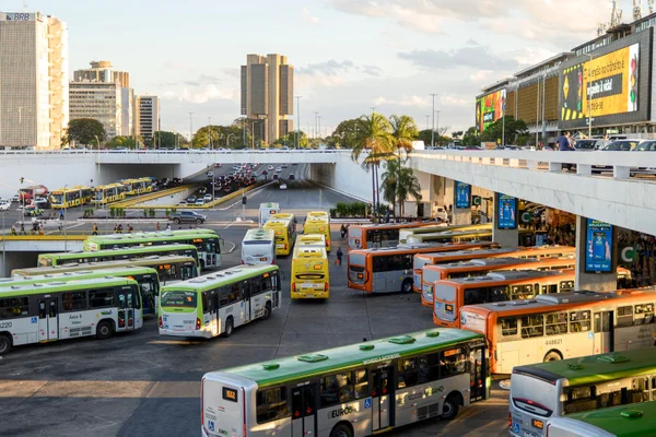 Transporte público do DF no 2º turno será gratuito e terá frota de dia útil