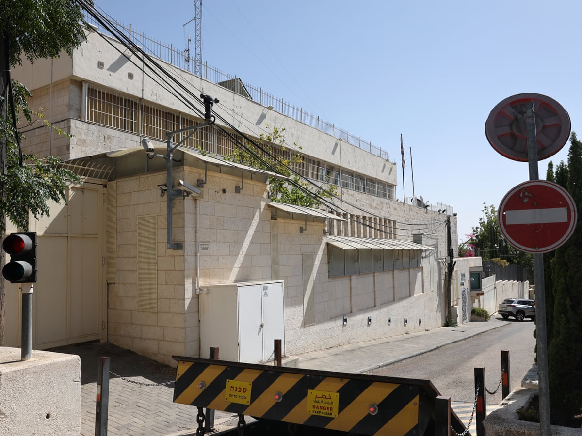 A desvalorização israelense do consulado britânico visa apertar seu controle sobre Jerusalém