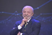 Lula vai focar propostas e caminhadas no Sudeste às vésperas do 2º turno