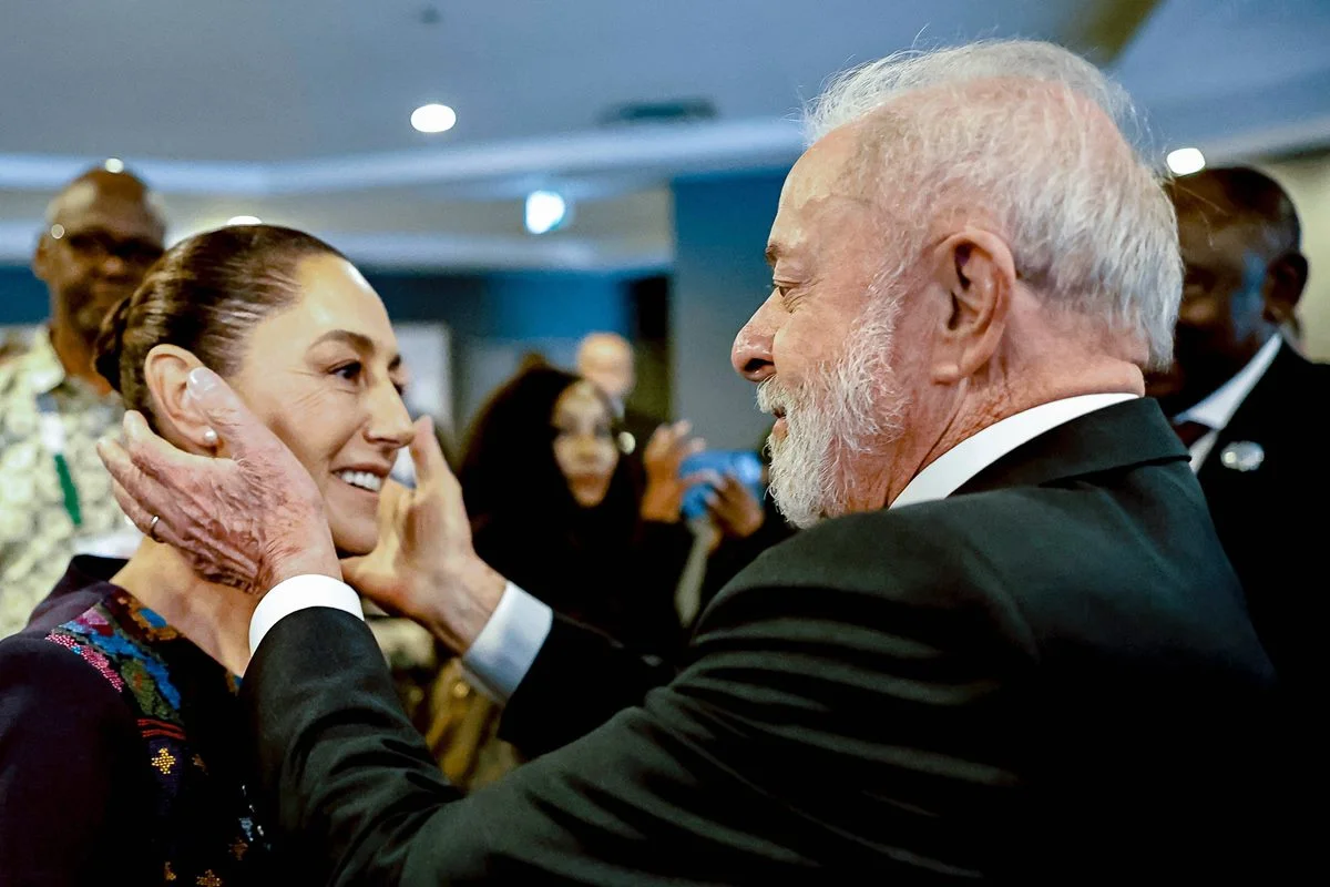 Sheinbaum diz que direita internacional quer interferir em eleições