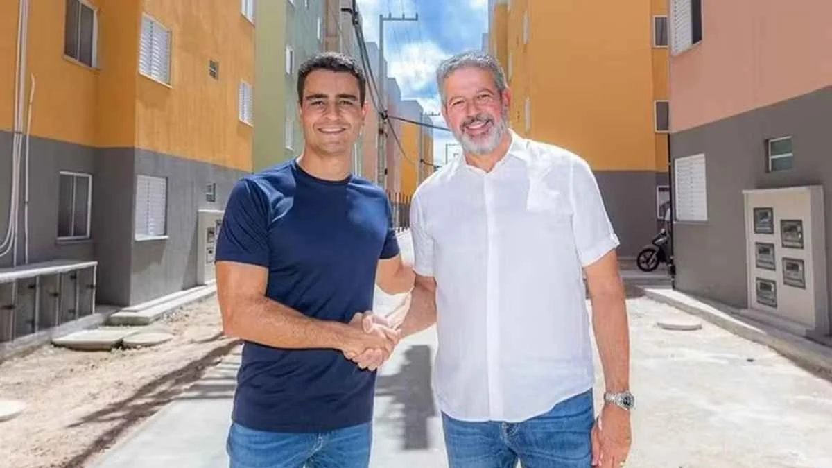 JHC e Arthur Lira são alvo de ação no TRE por suposto caixa 2 em pesquisas