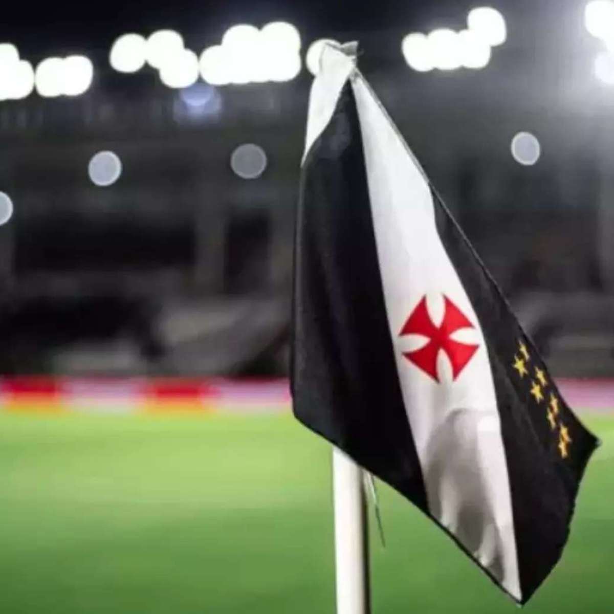 Vasco faz novo pedido à Justiça para jogar contra o Boca Juniors no Maracanã
