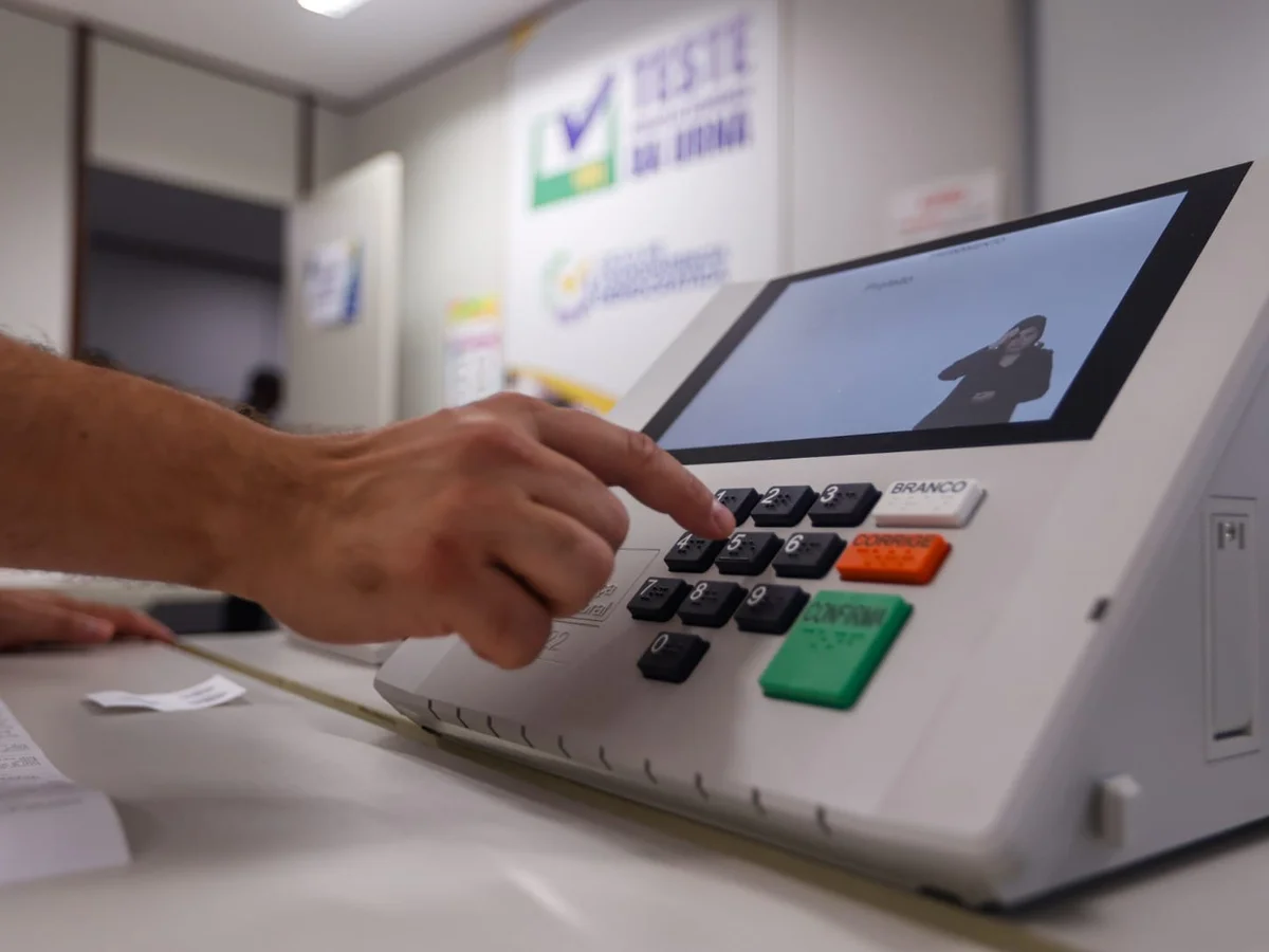 Saiba o que são votos válidos e por que eles aparecem nas pesquisas finais