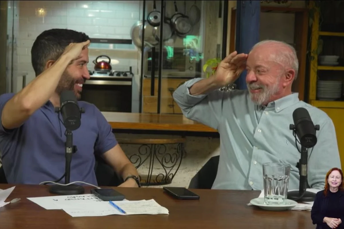 Lula reavalia ida de Janones a debate após convite de Flávio a ex-mulher
