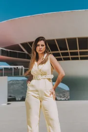 Juliana Kelling relembra traição do ex com homens e fala sobre superação