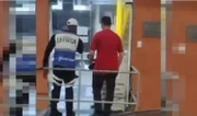 RJ: homem tenta engolir carteira funcional em abordagem policial