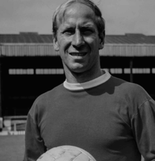 Bobby Charlton foi campeão do Mundo em 1966 pela Inglaterra Foto: Divulgação Manchester United / Jogada10