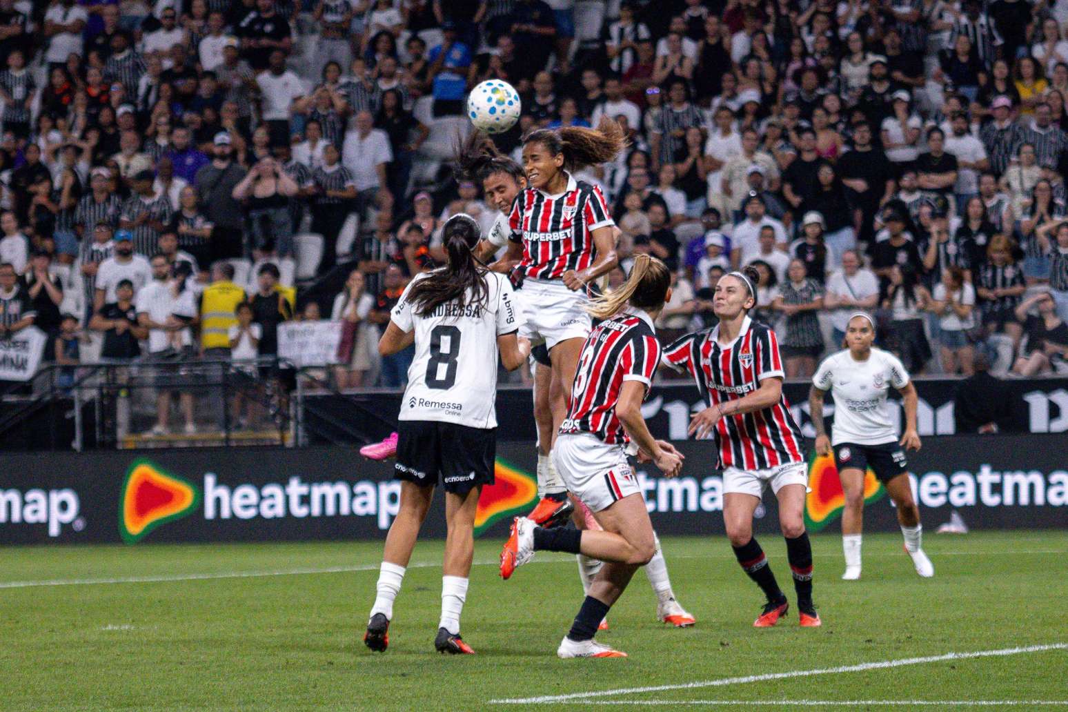 S&atilde;o Paulo e Corinthians decidem o Brasileir&atilde;o feminino neste s&aacute;bado, 3, no Morumbis