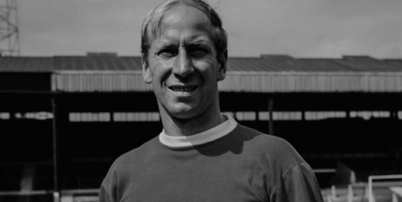 Bobby Charlton foi campe&atilde;o do Mundo em 1966 pela Inglaterra Foto: Divulga&ccedil;&atilde;o Manchester United / Jogada10