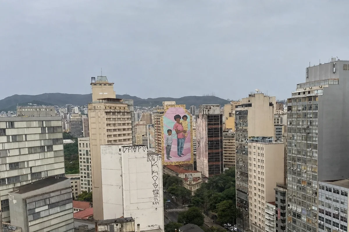 Alerta de chuva da Defesa Civil assusta moradores em BH: “Vai cair o mundo”