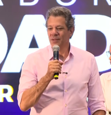 Fernando Haddad (PT) faz discurso em São Paulo após derrota para Tarcísio de Freitas (Republicanos) Foto: Reprodução / Record News