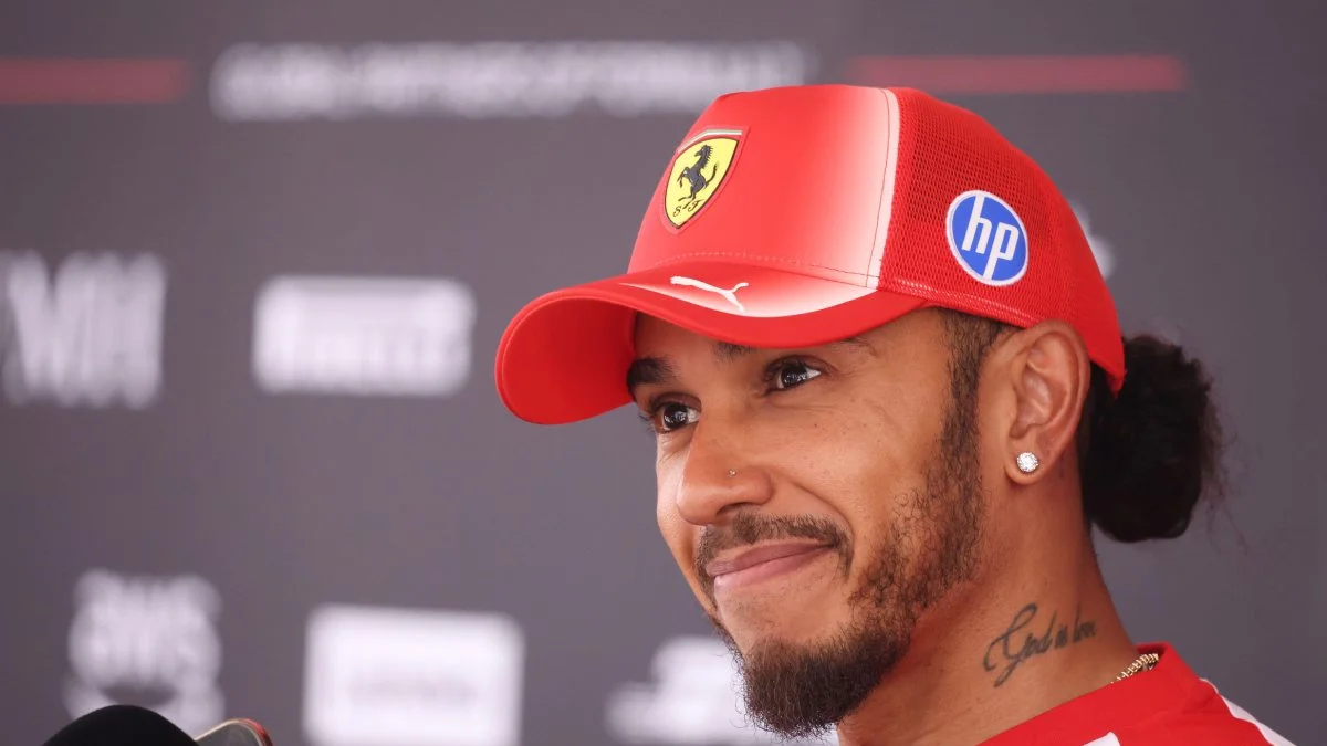 F1: Lewis Hamilton critica cautela de pilotos jovens em corridas na chuva