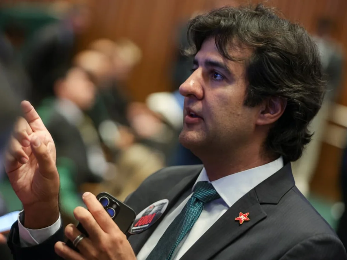 Saiba quem é Gabriel Magno, deputado distrital reeleito no DF