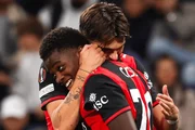 Jogadores do Milan comemoram gol na Liga Europa
