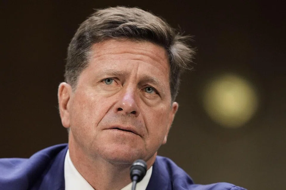 Força-tarefa dos EUA sobre IA, liderada por Jay Clayton, para relatar riscos da tecnologia: WSJ