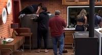 Pega na fofoca! Fran Almeida escuta Maíra Charken falando sobre ela e dispara: ‘Você é uma porca’