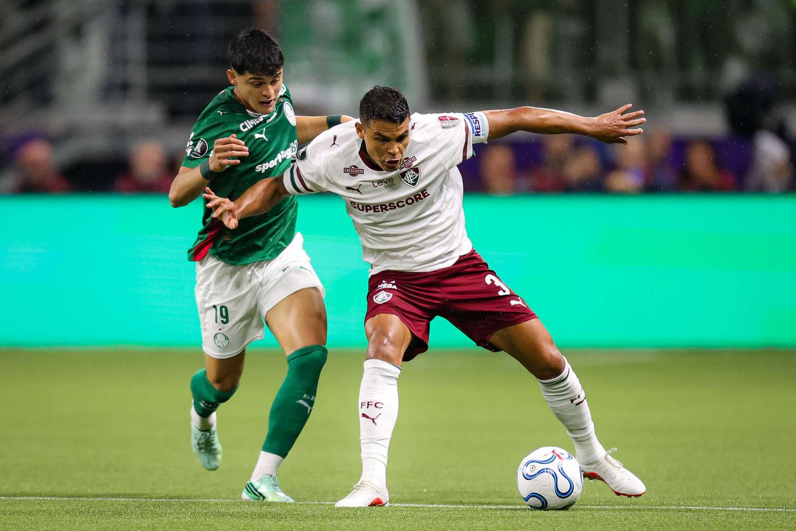 &lsquo;Eu falhei de novo&rsquo;: Thiago Silva desabafa ap&oacute;s elimina&ccedil;&atilde;o com o Fluminense e manda recado para a torcida