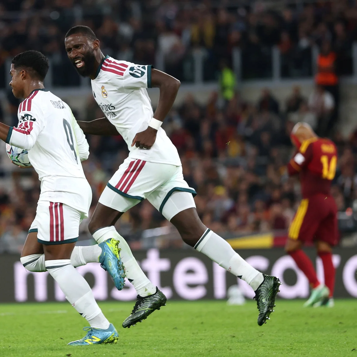 Endrick brilha e Real Madrid vence a Roma de virada na Champions League