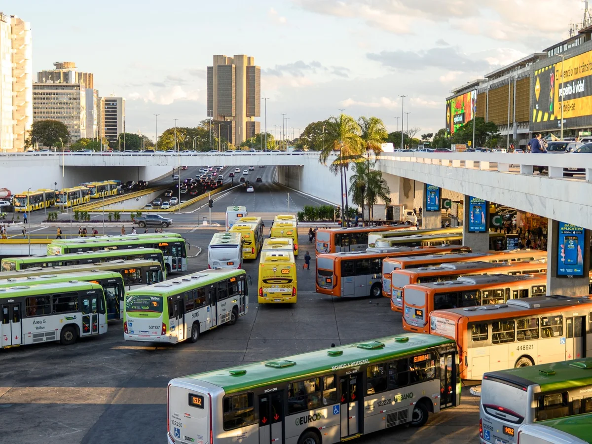 Transporte público do DF no 2º turno será gratuito e terá frota de dia útil