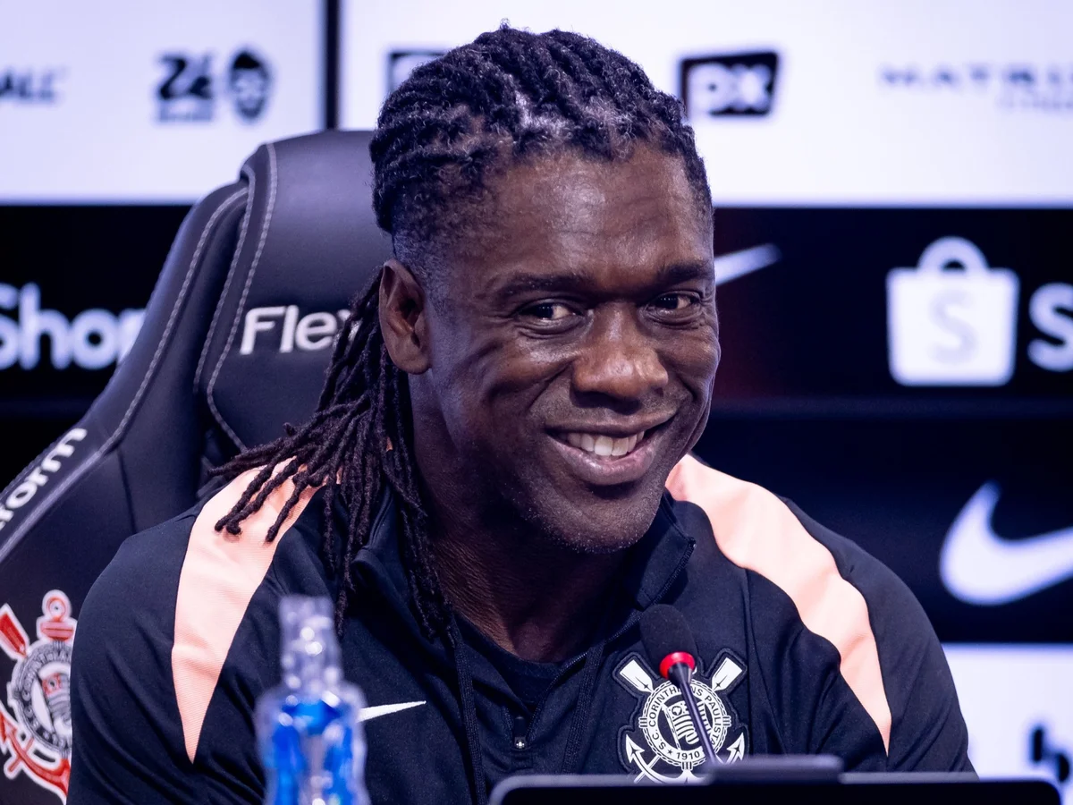 Seedorf promete reviravolta no Corinthians: "Leão ferido é sempre perigoso"
